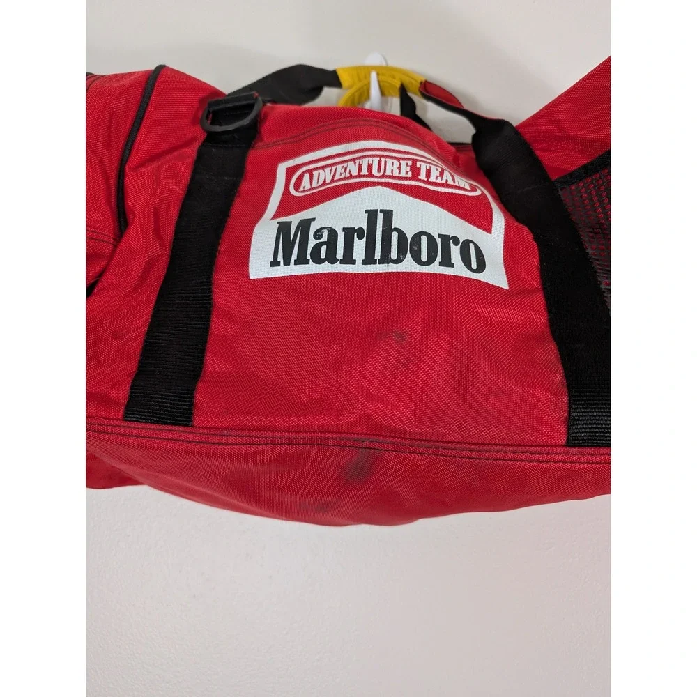 Vintage Marlboro Adventure Team Duffel Bag Red 90s Travel Gym Bag Large Logo - Picture 3 of 16